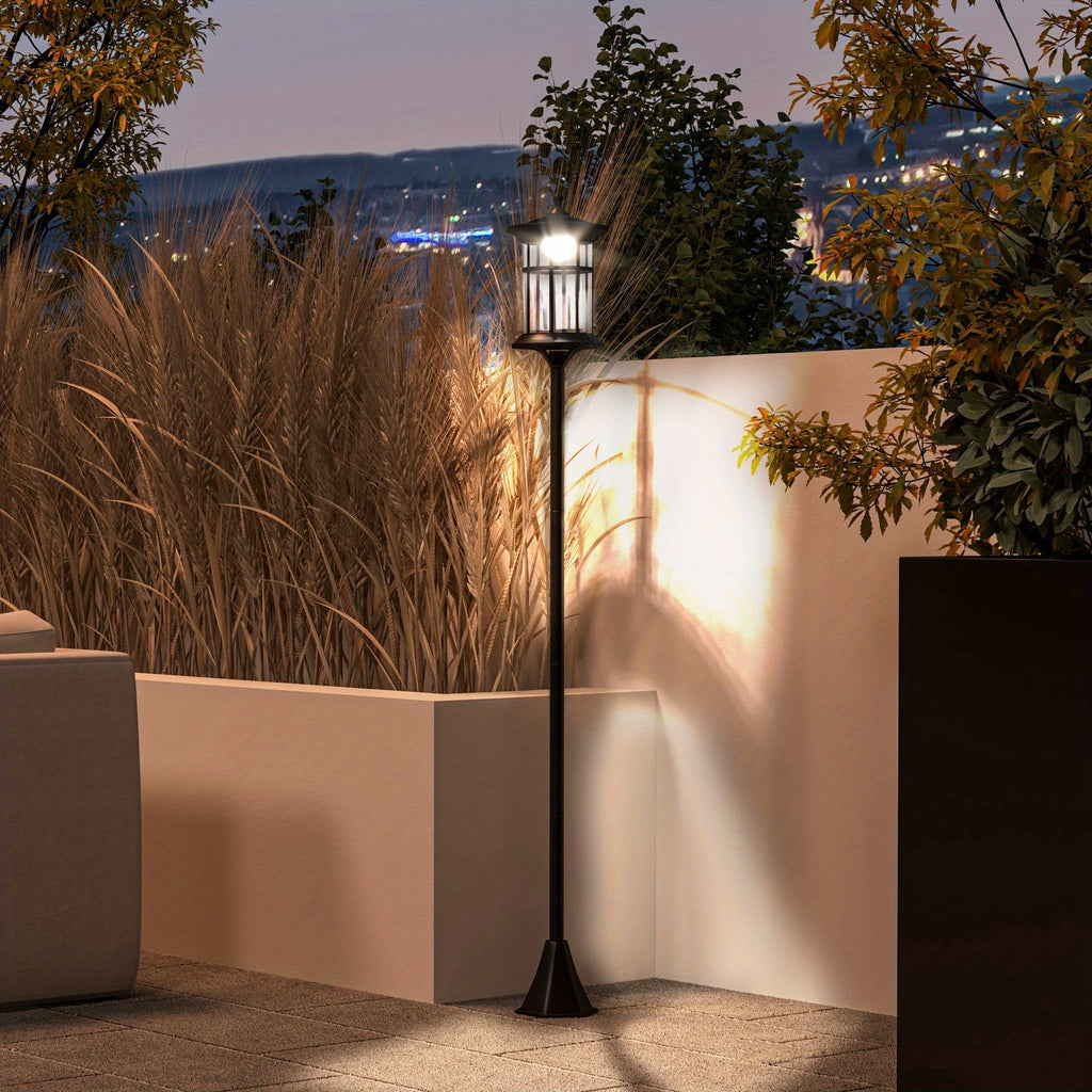 Outsunny Solar Lamp Post Light, 72" LED Outdoor Street Light, IP44 Protection Rating, Perfect for Courtyard, Garden, Backyard, Pathway, Cool White Light