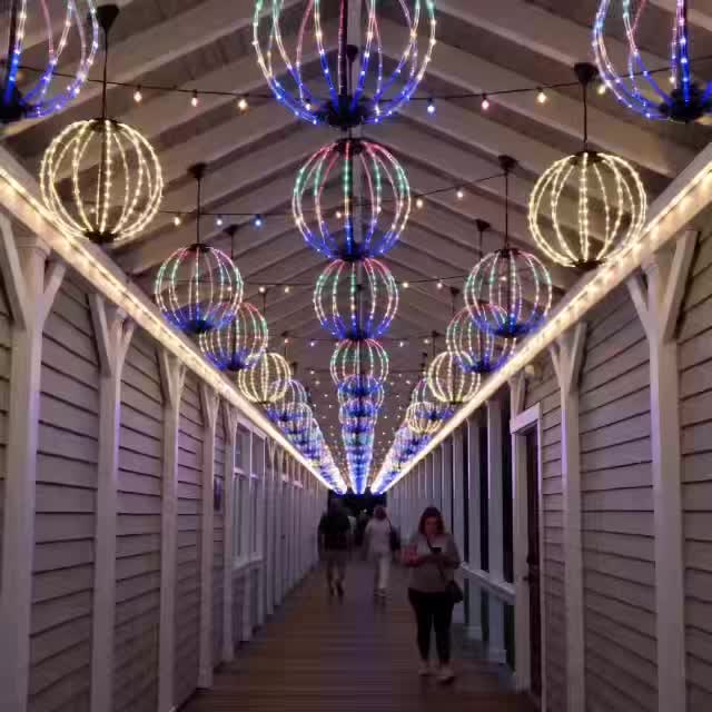 Outdoor Detachable Solar Round Ball Light, Lighting Effect with Flowing Water Function, 144 LEDs, 8 Lighting Modes, 3 Colors Optional, Outdoor Decoration, Suitable for New Year, Party, Wedding, Thanksgiving, Christmas, Camping