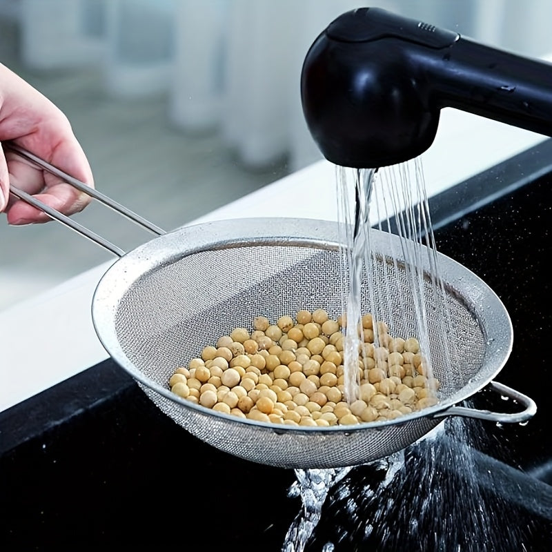 3Pcs Stainless Steel Fine Mesh Strainer Set, Precision Sieve for Juice, Flour, Pasta, Fruits and Vegetables, Effectively Separate Snack Oil, Essential Kitchen Baking Tool with 3 Sizes for Multi-purpose Use