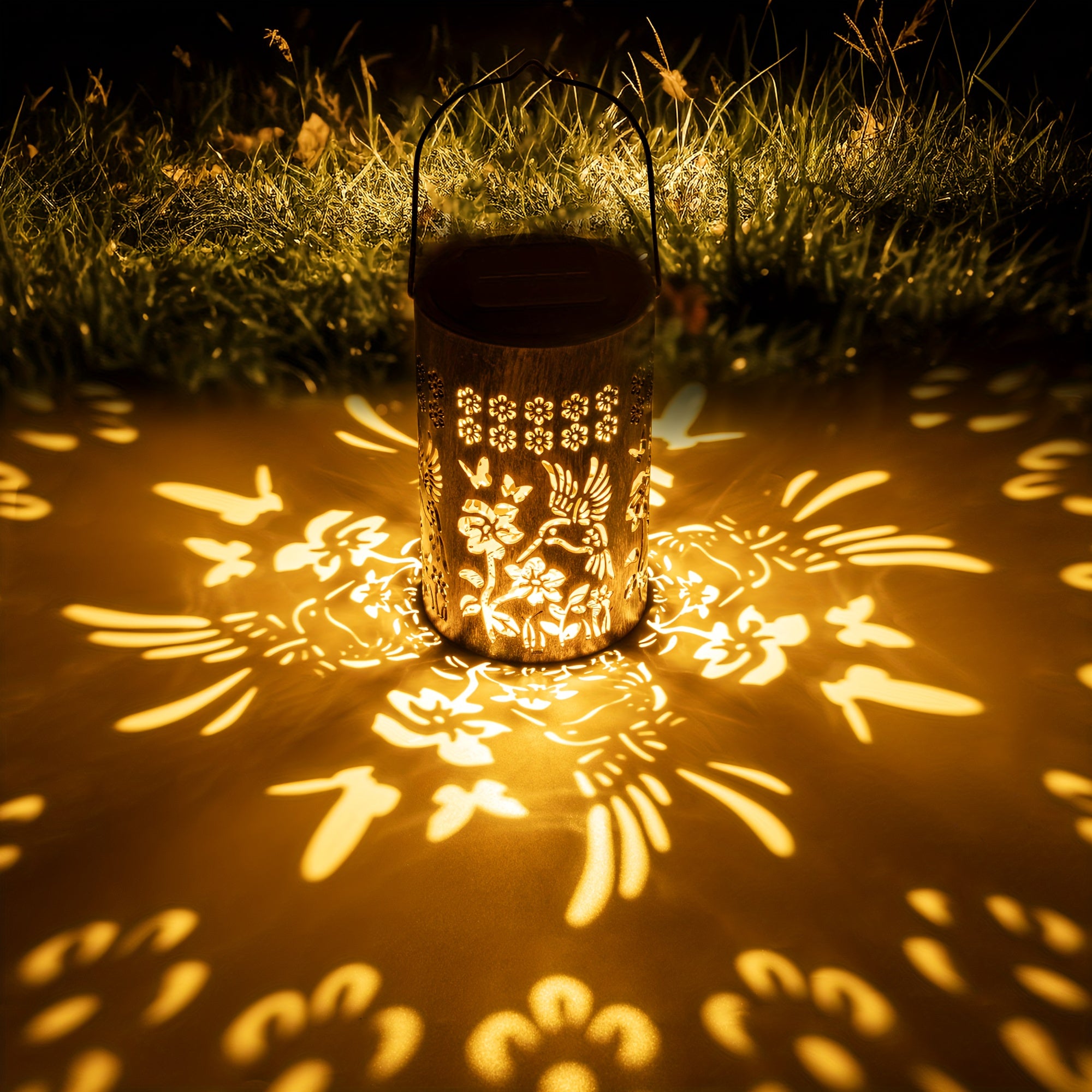Solar Lantern Outdoor Hummingbird Garden Decoration Gift for Women, Mother, Grandma, Hanging Solar Light, Metal Solar Decoration Outdoor, Suitable for Courtyard, Patio, Backyard, Porch