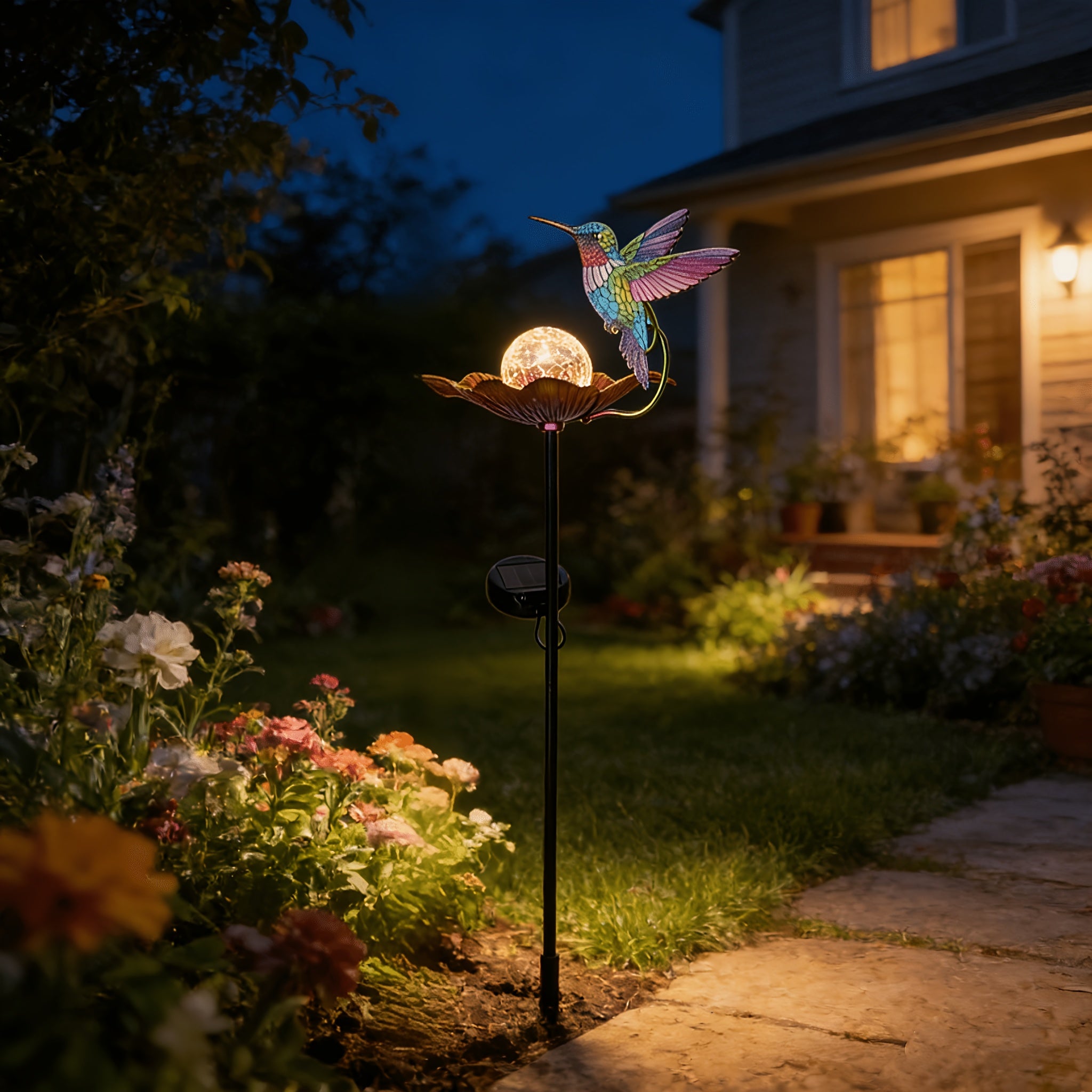 Hummingbird Glass Globe Flower Solar Outdoor Light, Beautiful Hummingbird Decorative Light, Fun Hummingbird Flower Glass Globe Light