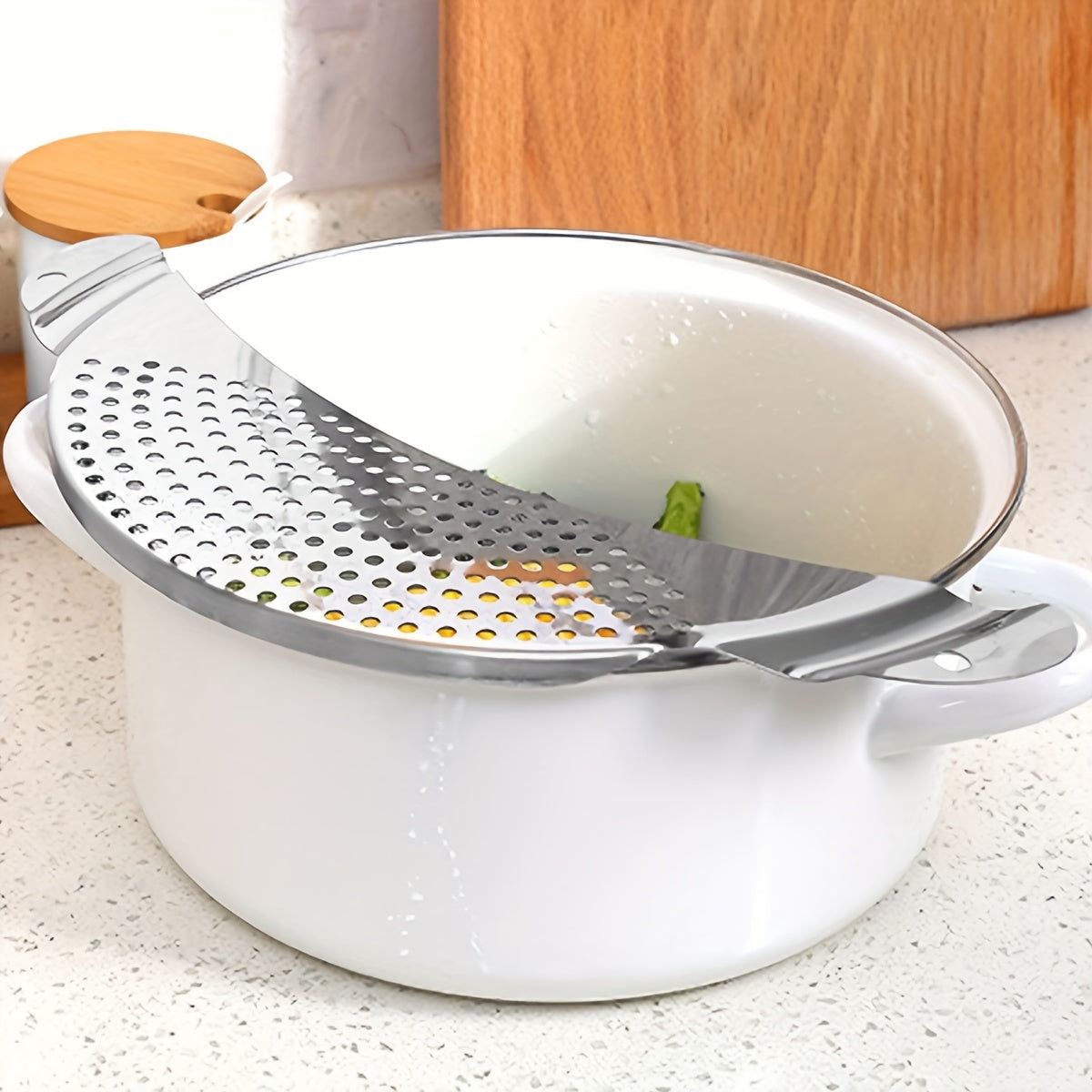 Stainless Steel Kitchen Filter with Handle, Food Safe Vegetable Washing Colander, Durable Design Convenient Kitchen Sink Drain Strainer, Fashion Kitchen Gadget
