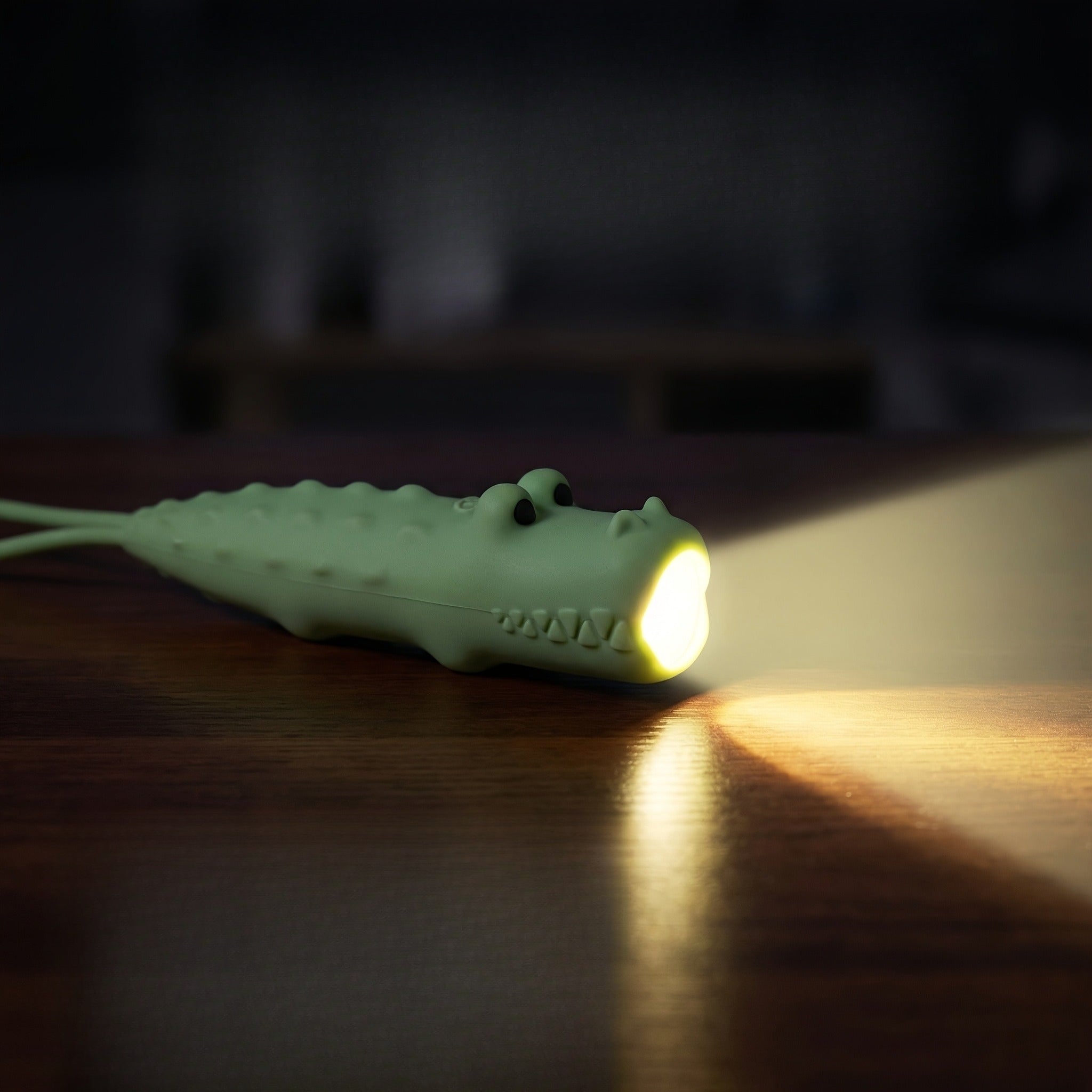 Cute Animal Shaped Flashlight Soft Touch Portable Night Light Ideal Bedside Lamp Gift for Camping Emergency Home Use