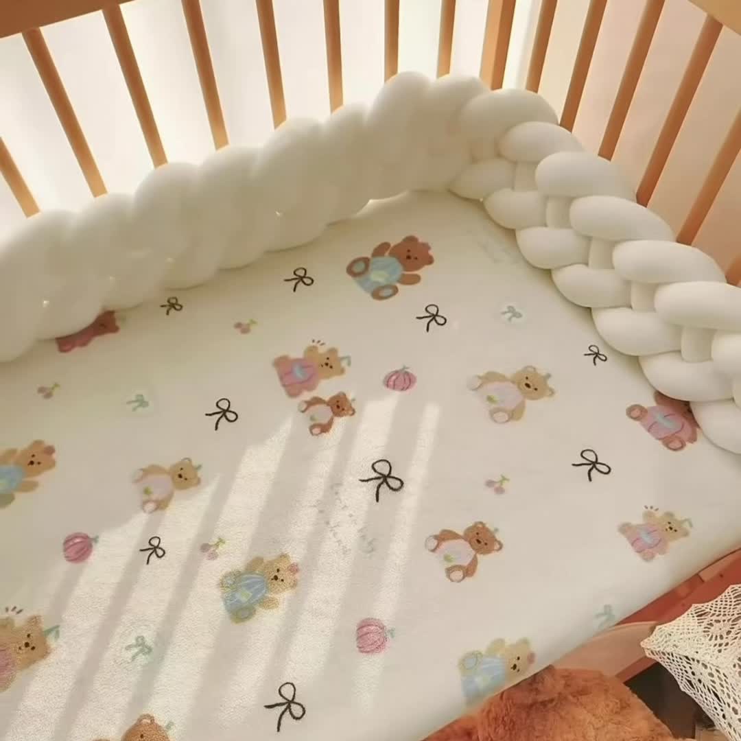 1件120*60加厚天鹅绒婴儿床垫套，简约日常保暖舒适儿童可爱床单，宝宝加绒床笠,秋冬季情人节款可选