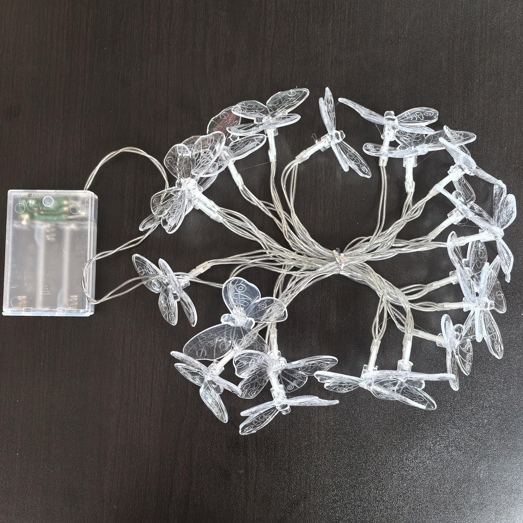 1个 1.5米/4.92英尺或3米/9.84英尺透明蝴蝶灯串，10/20LED，电池供电，塑料材质，经典款式，开关控制，适用于婚礼、订婚、圣诞节、万圣节、复活节、感恩节、情人节装饰