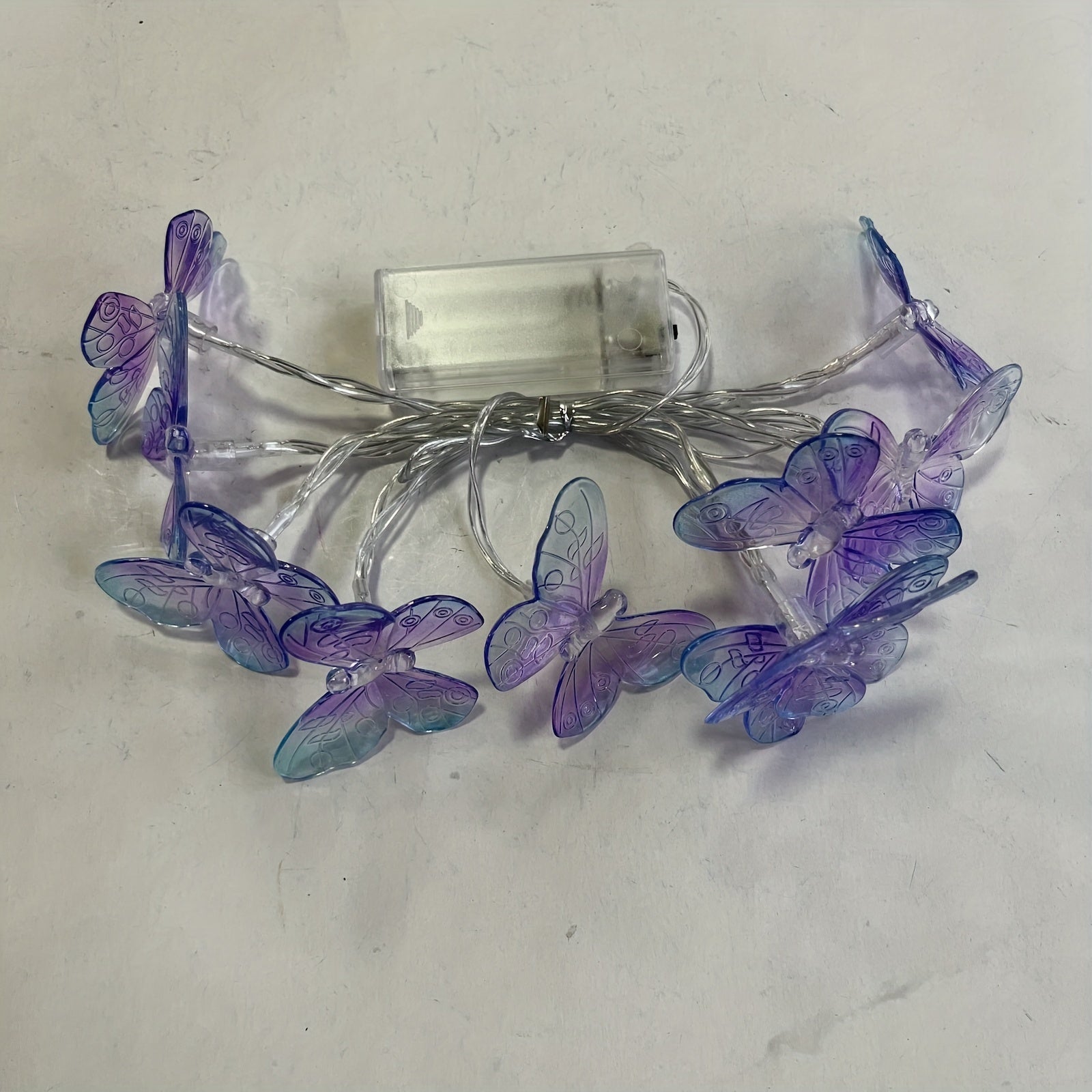 1个电镀蝴蝶灯串，适用于房间室内室外卧室派对节日花园婚礼圣诞万圣节装饰，由电池盒供电(无电池)