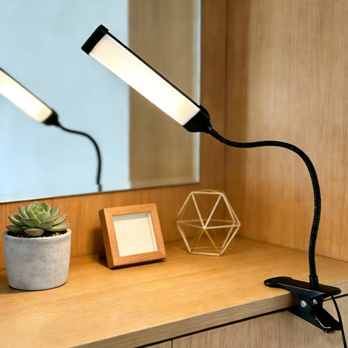 1pc LED metal hose stand desk lamp, USB bendable metal table reading light, night light, three-color adjustable, 360-degree freely bendable, fill light clip lamp, for manicure, office, drawing lighting, home lighting fixture