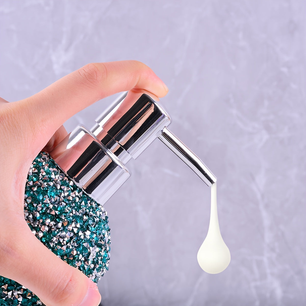 500ml Diamond-Inlaid Bubble Press Soap Dispenser - Refillable Shampoo, Body Wash & Lotion Bottle - Elegant Bathroom Accessory