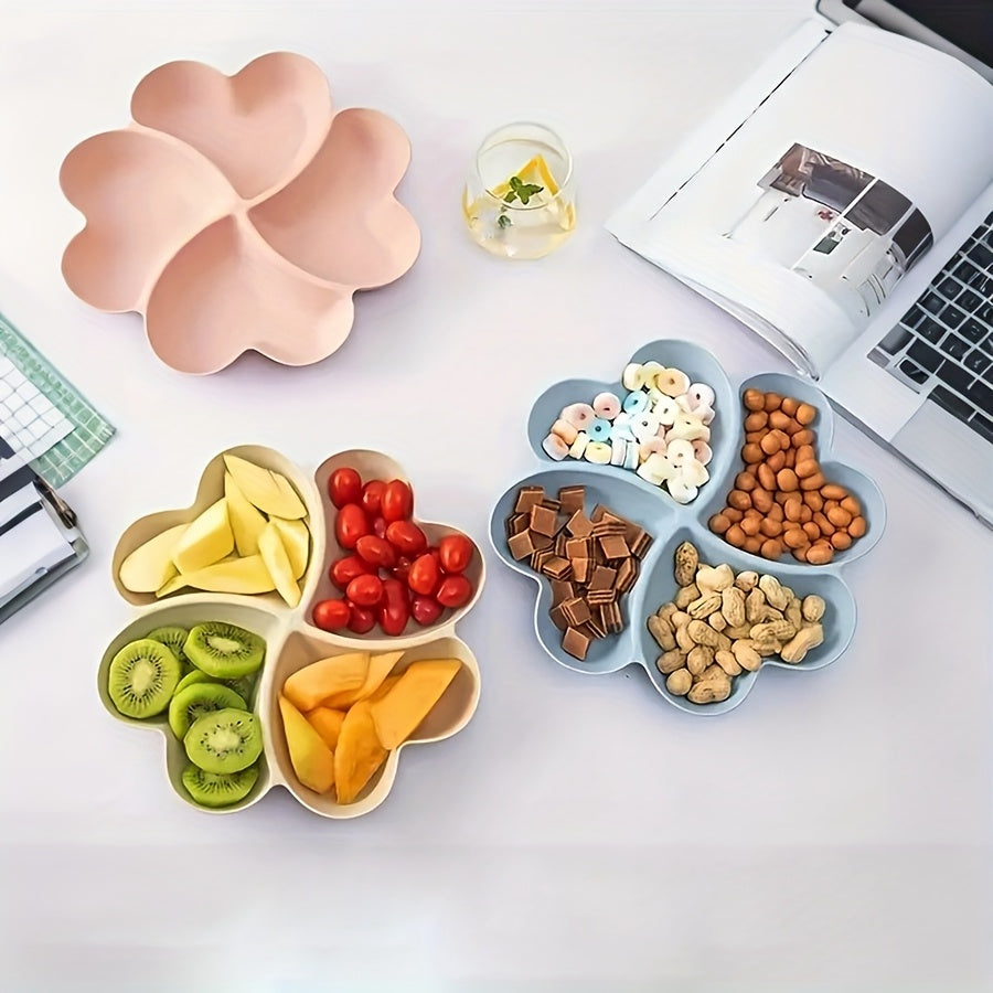 1 Heart-Shaped Food-Grade Plastic Divided Tray – Multi-Functional Serving Plate for Living Room & Coffee Table – Features 4 Compartments for Snacks, Desserts, Fruits, Perfect for Parties, Weddings & Coffee Shops