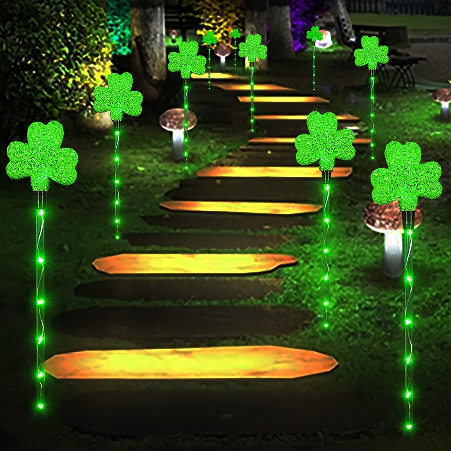 1 Set of 6 Clover Solar Lights, for St. Patrick's Day Decoration, Outdoor Green Garden Wooden Stake Lights, 8-Mode Lucky Clover Light, for St. Patrick's Day, Yard, Path Decoration