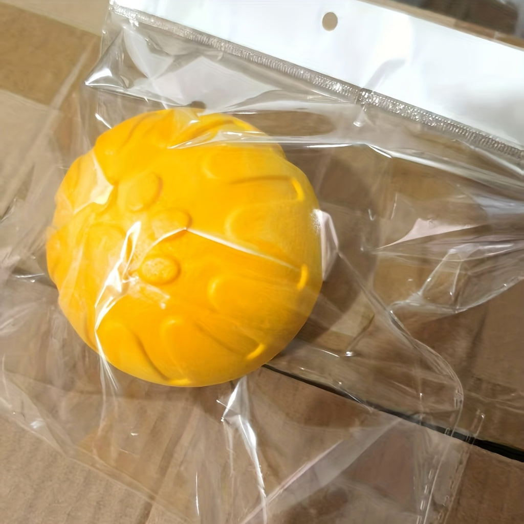 室内室外猫狗互动实心球，狗磨牙玩具耐咬解闷球，狗狗户外玩耍大小球可在水池浮水设计 可训练小狗叼回
