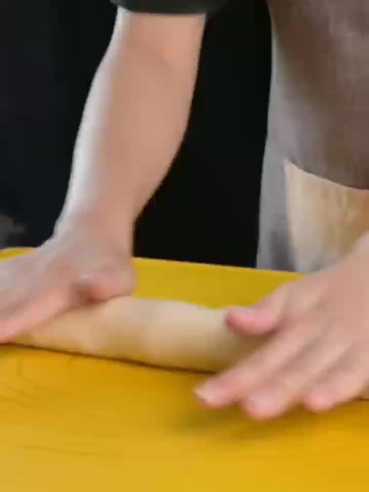1PC Dough Scraper, Stainless Steel Cutter, Food Scraper, Pastry Dividing Tool, Bread and Bakery Cutting Board, Baking Kitchen Gadget