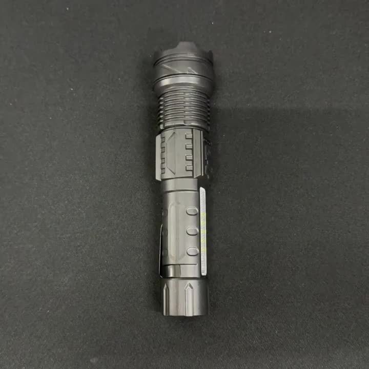 1 件多功能戶外手電筒，具有超亮伸縮變焦功能，可充電露營燈，適合旅行、露營、健行、釣魚和緊急情況。IP44