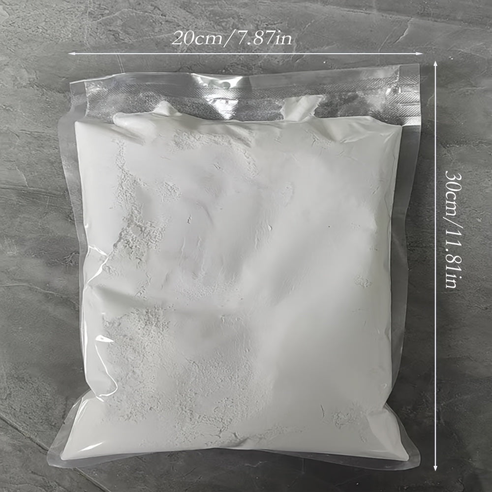 一袋氢氧化钙（熟石灰）用于树木粉刷保暖。它能形成保护膜，只需与水混合即可使用