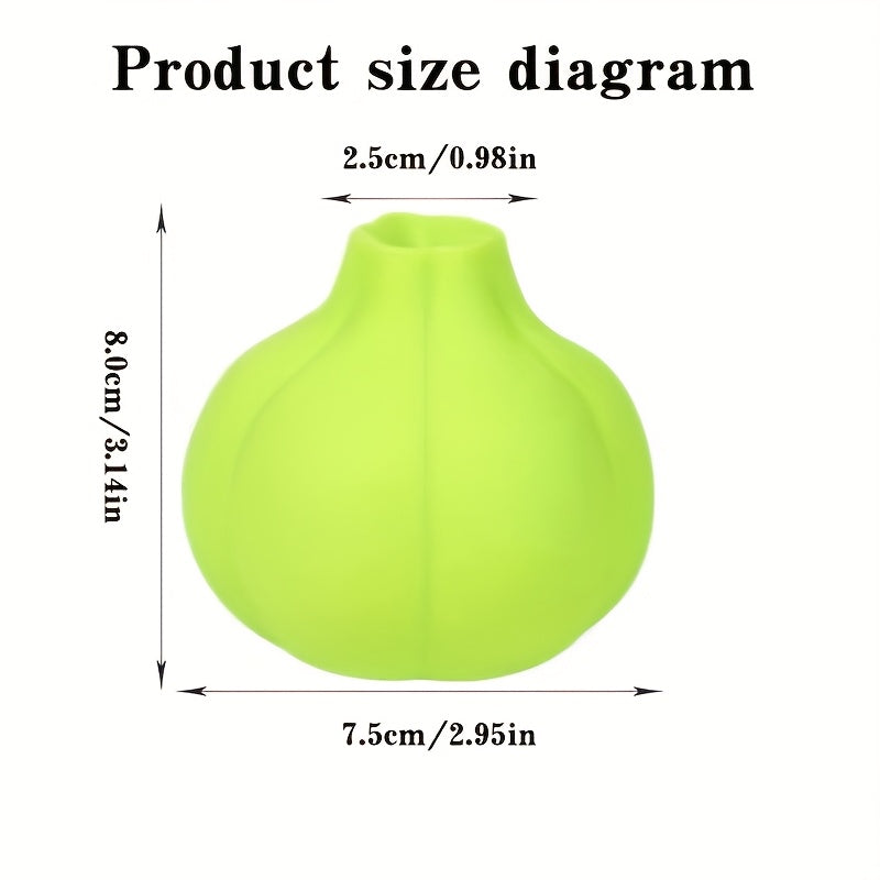 A Silicone Garlic Peeler – Handy Kitchen Gadget for Removing Garlic Skin, Designed for Fast & Easy Peeling, Easy to Clean