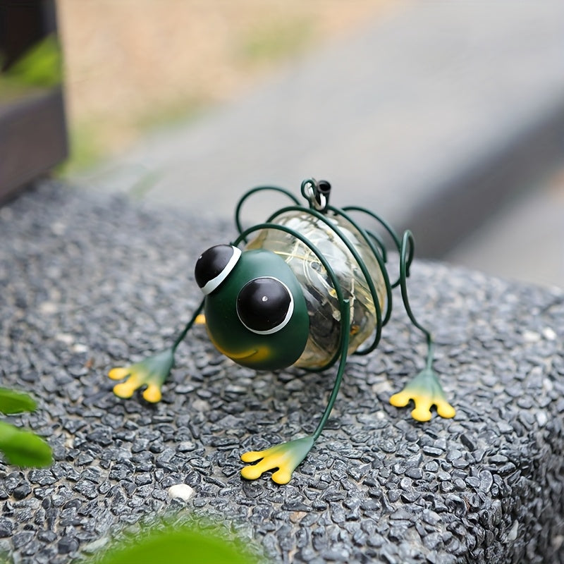 Cute Solar Frog Hanging Light | Garden Decorative Pendant Lamp | Outdoor Courtyard Night Glow Lighting | Ideal Gift for Children's Holidays