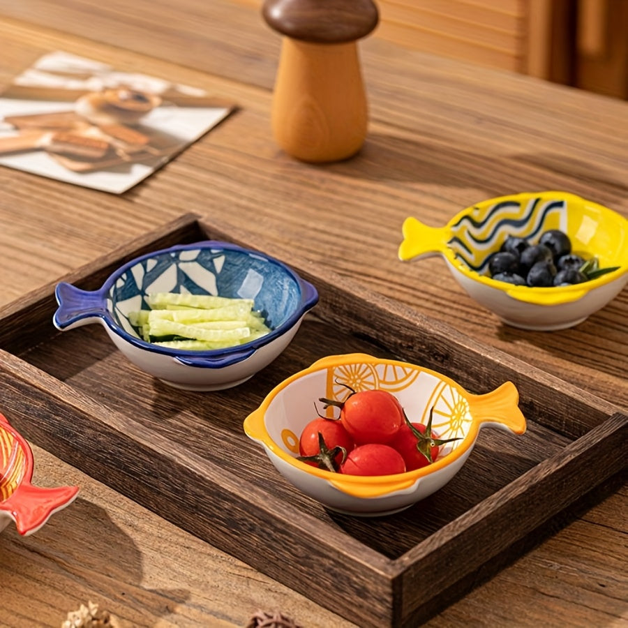 5pcs Creative Japanese-Style Fish-Shaped Sauce Dish, Dopamine Color Series Ceramic Plate, Dip Dish / Wasabi Dish / Snack Dish, Easy to Clean & Store, Oven Safe / Microwave Safe, Multi-Scene Use