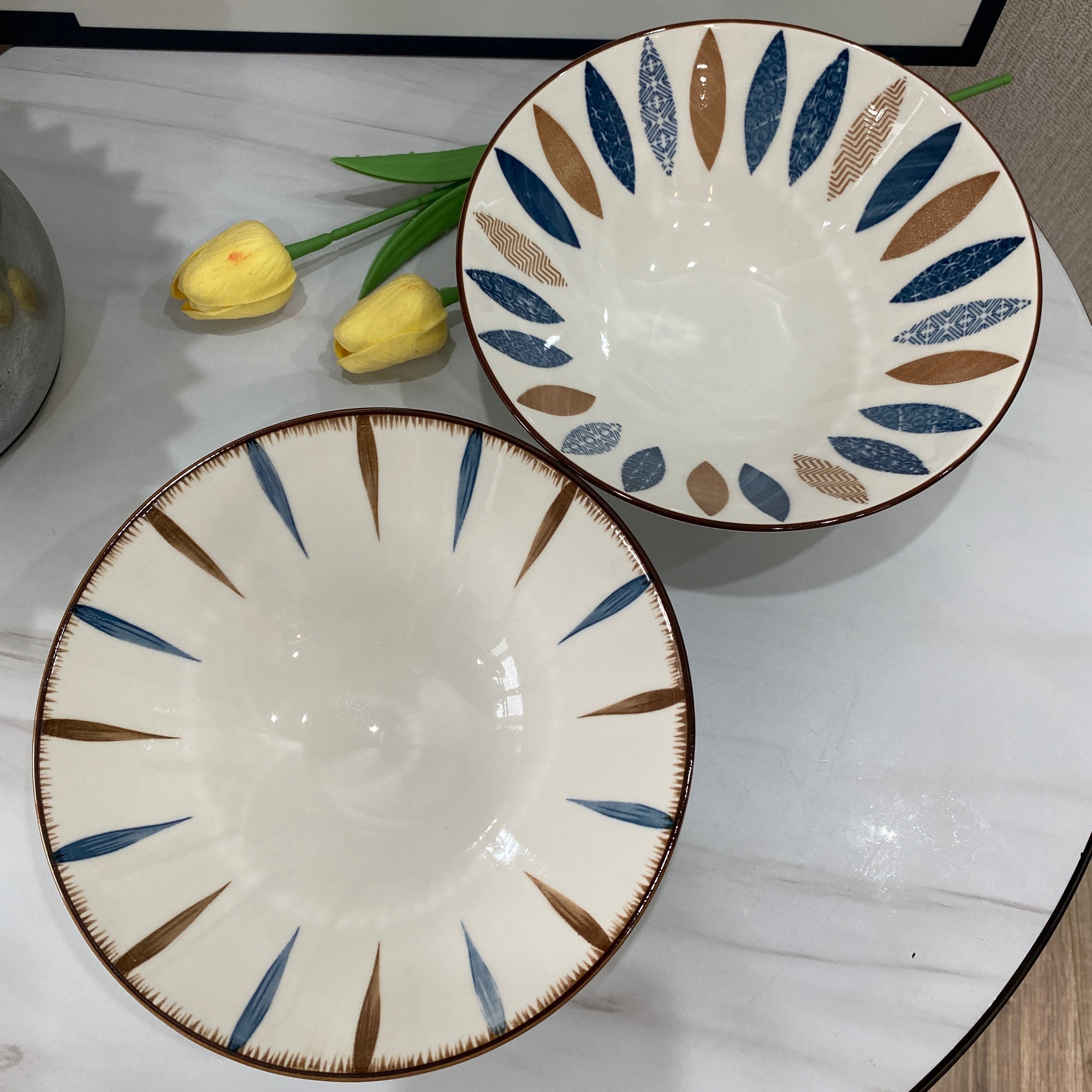 2/4pcs Japanese Ceramic Ramen Bowl, 8-Inch Set of Conical Noodle Soup Bowls – High-Appeal Ceramic Instant Noodle Bowls – Perfect for Home Kitchen, Restaurant, Hotel, Ramen Shops – Kitchenware, Tableware Accessories