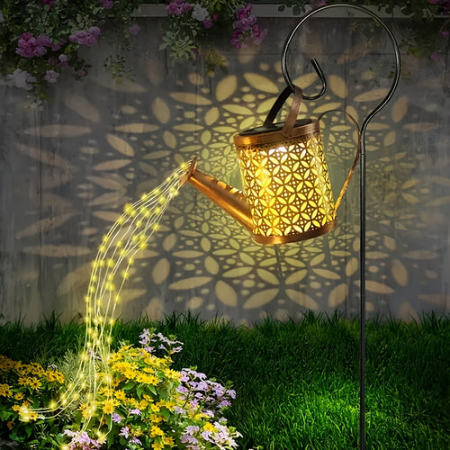 1PC Solar Watering Can Light, Outdoor Hanging Garden Decoration Solar Light, Vintage Metal Hanging Solar Light, LED Solar String Light Lawn Path Courtyard Light, Perfect for Parties, Holidays, Patios, Festivals, Garden Pathways