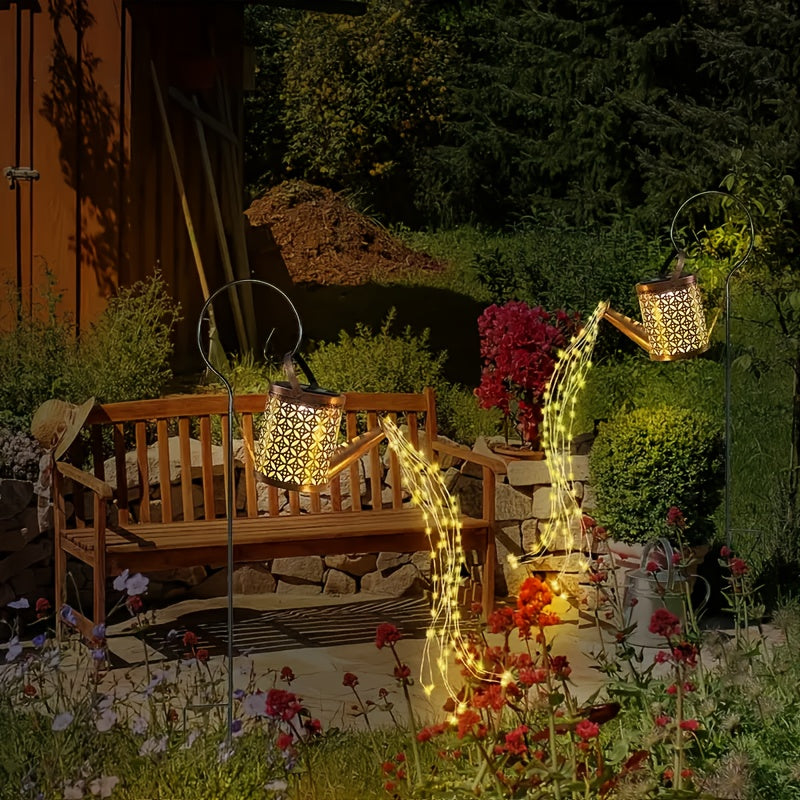 1PC Solar Watering Can Light, Outdoor Hanging Garden Decoration Solar Light, Vintage Metal Hanging Solar Light, LED Solar String Light Lawn Path Courtyard Light, Perfect for Parties, Holidays, Patios, Festivals, Garden Pathways
