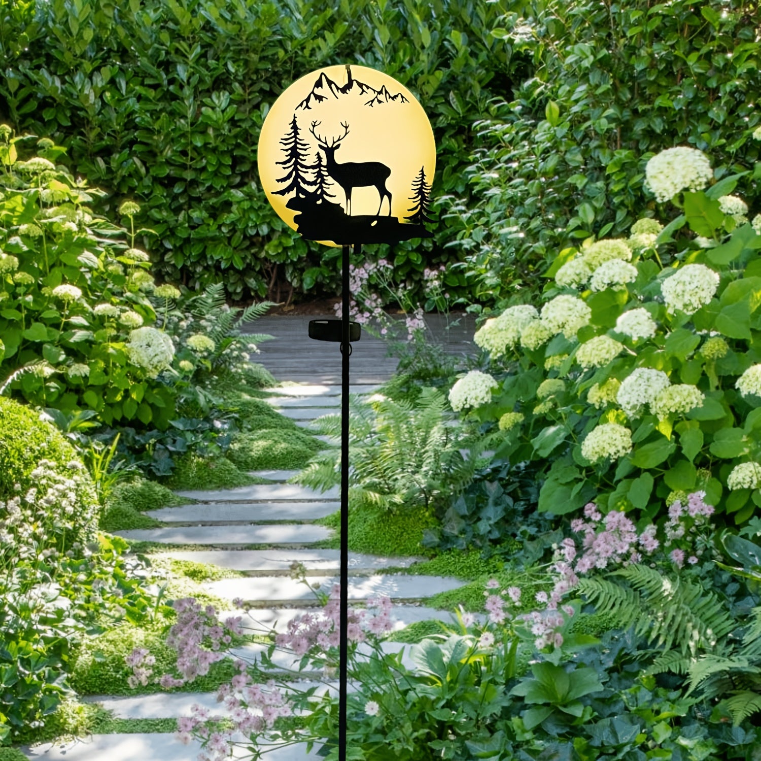 One-Piece Solar Elk Garden Light, Metal Round Deer Ground Insert Light Under the Night Sky, Outdoor Waterproof High-Brightness Warm White Light, Suitable for Holiday Courtyard, Garden, Patio, Walkway, Corridor, Gardening Decorative Light