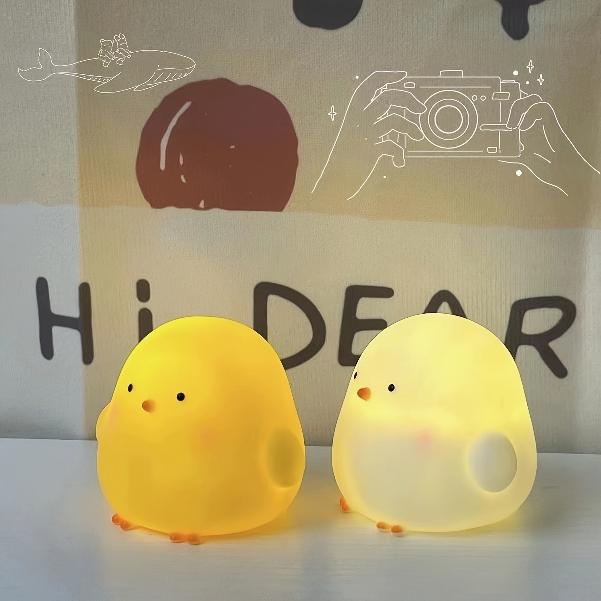 1个可爱小鸡造型LED小鸡桌灯，灯光柔和不刺眼电池供电（无插头）适合户外卧室床头书房办公室，圣诞节情人节送朋友同学同事亲人节日 生日礼物