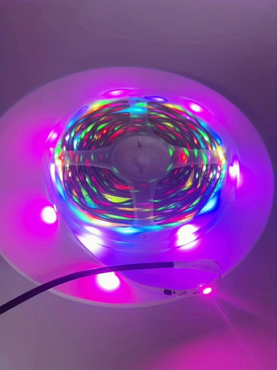 RGB IC USB 智能LED灯带，自动变色 - 十五种模式，5V USB供电，无需控制器，长度从1到590.55英寸，非常适合卧室、客厅、婚礼、装饰照明、现代照明、高品质照明