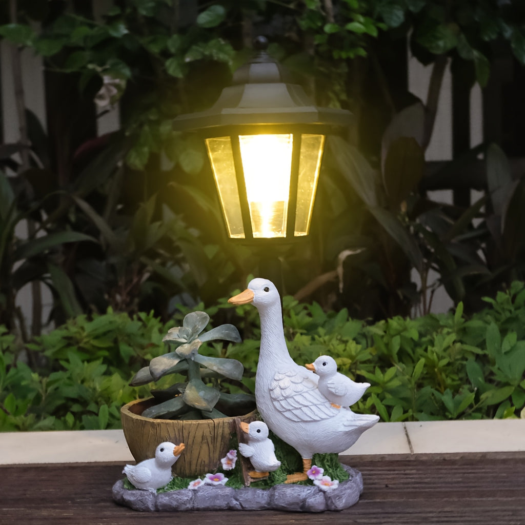 One Set Solar Light Outdoor Statue of Duck with Flower Basket, Courtyard Goose-Shaped Garden Decoration, Outdoor Lawn Decor, Large White Goose Home Decoration with Flower Basket, Ideal Gift to Enhance Outdoor Atmosphere