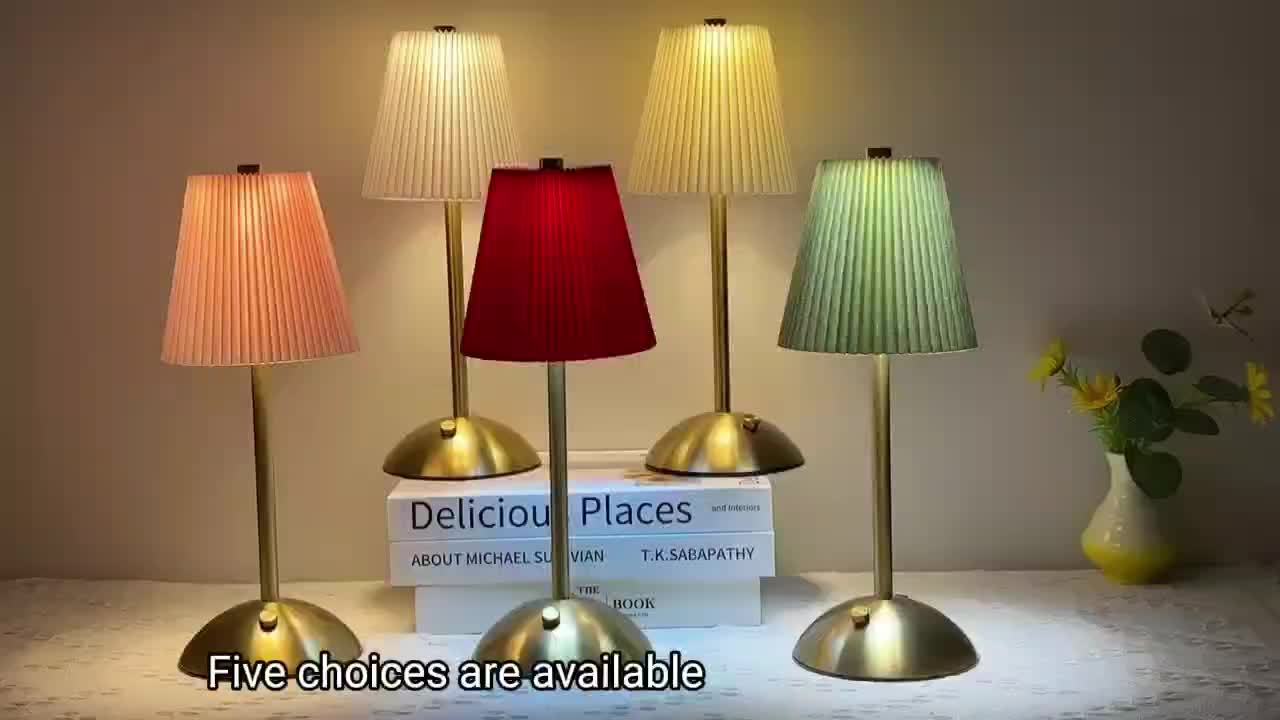 1pc 现代褶皱 LED 桌灯，触控，3 种色温长按可调节亮度，USB供电，室内使用，金属底座，褶皱布艺灯罩 - 床头灯夜灯