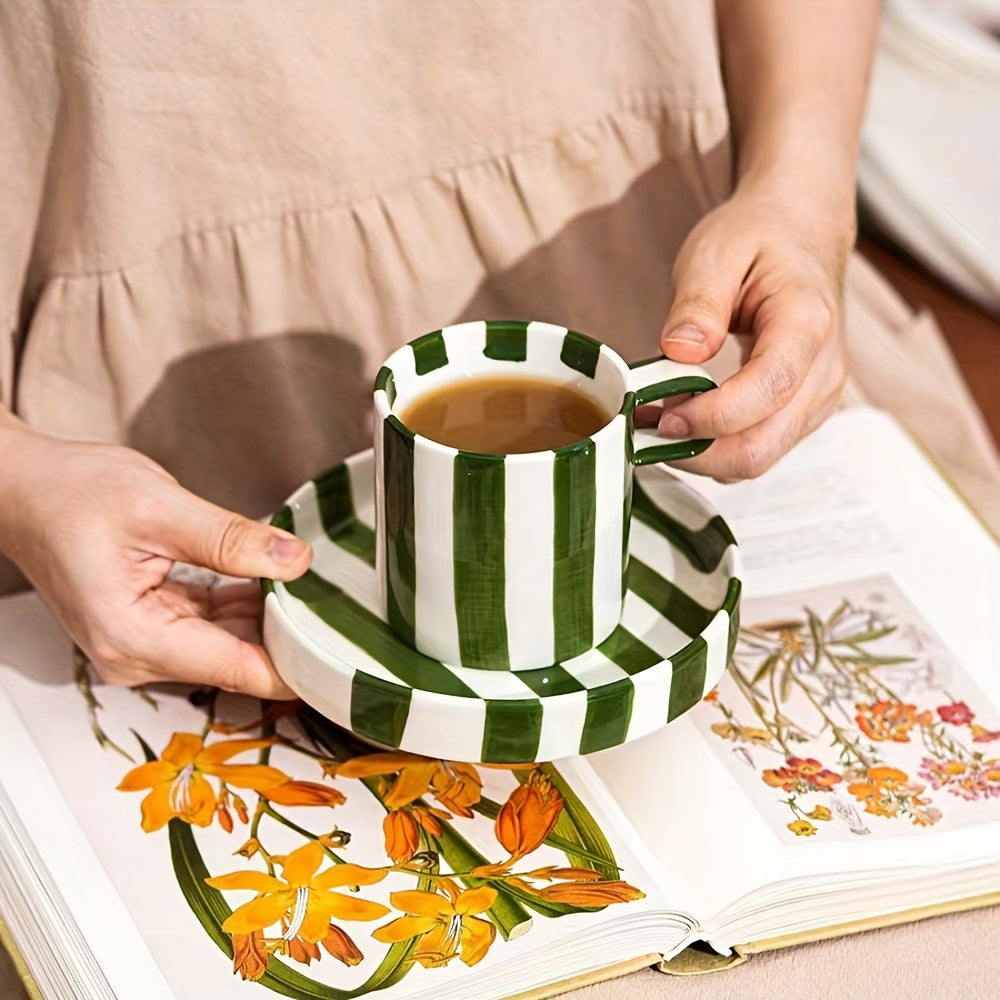 1 Set of Creative Ceramic Coffee Cup & Saucer Set, Breakfast Milk Cup & Afternoon Tea Cup Set with Saucer, Suitable for Home & Office, 250ml / 8.5oz/ Fr: 1 Set de Tasse à café et soucoupe en céramique créative
