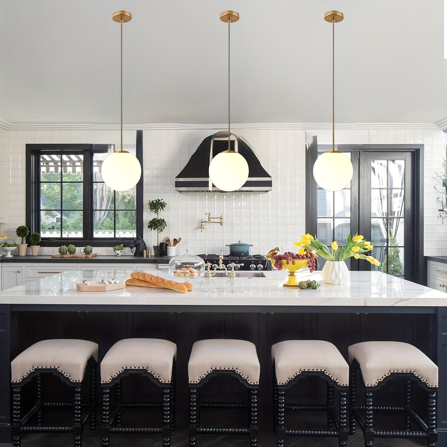 Nordic minimalist pendant light sturdy and durable, suitable for brass bedside dining room decorative light vintage globe ceiling pendant light fixture E27 industrial pendant light, suitable for hallway, gallery, bedroom, living room ceiling