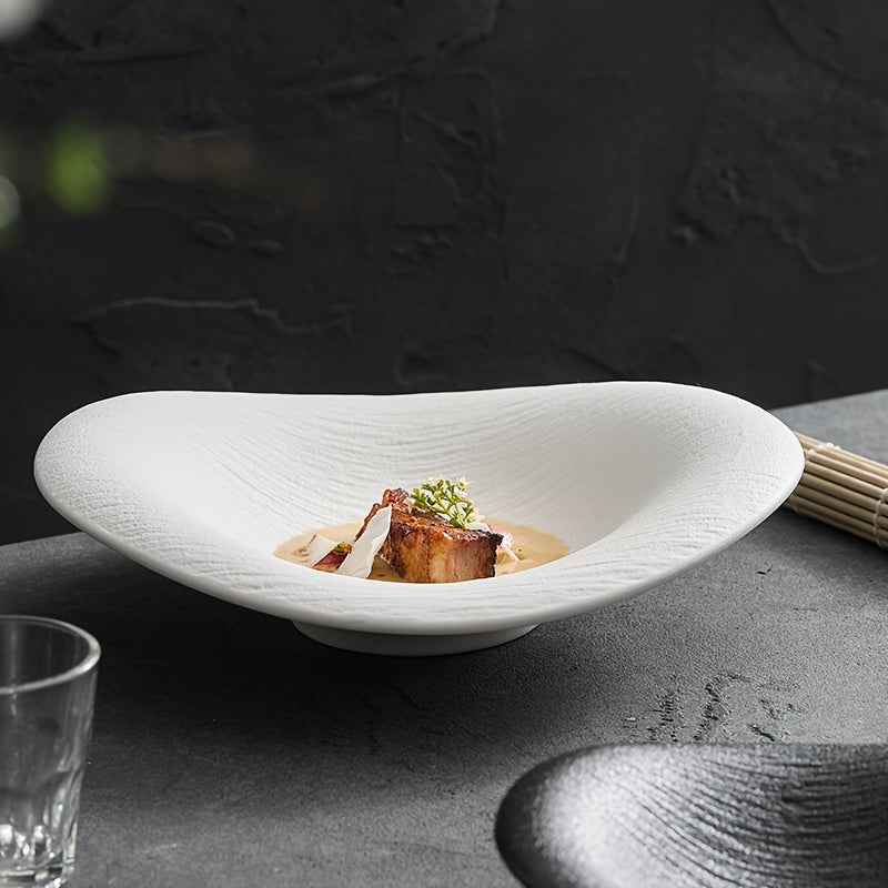 1pc Creative Irregular Shape Plate, High-End Sense Irregular Dish, Home Western Dinner Plate, Cold Dish Plate, Salad Plate, High-Appeal Food Presentation Plate