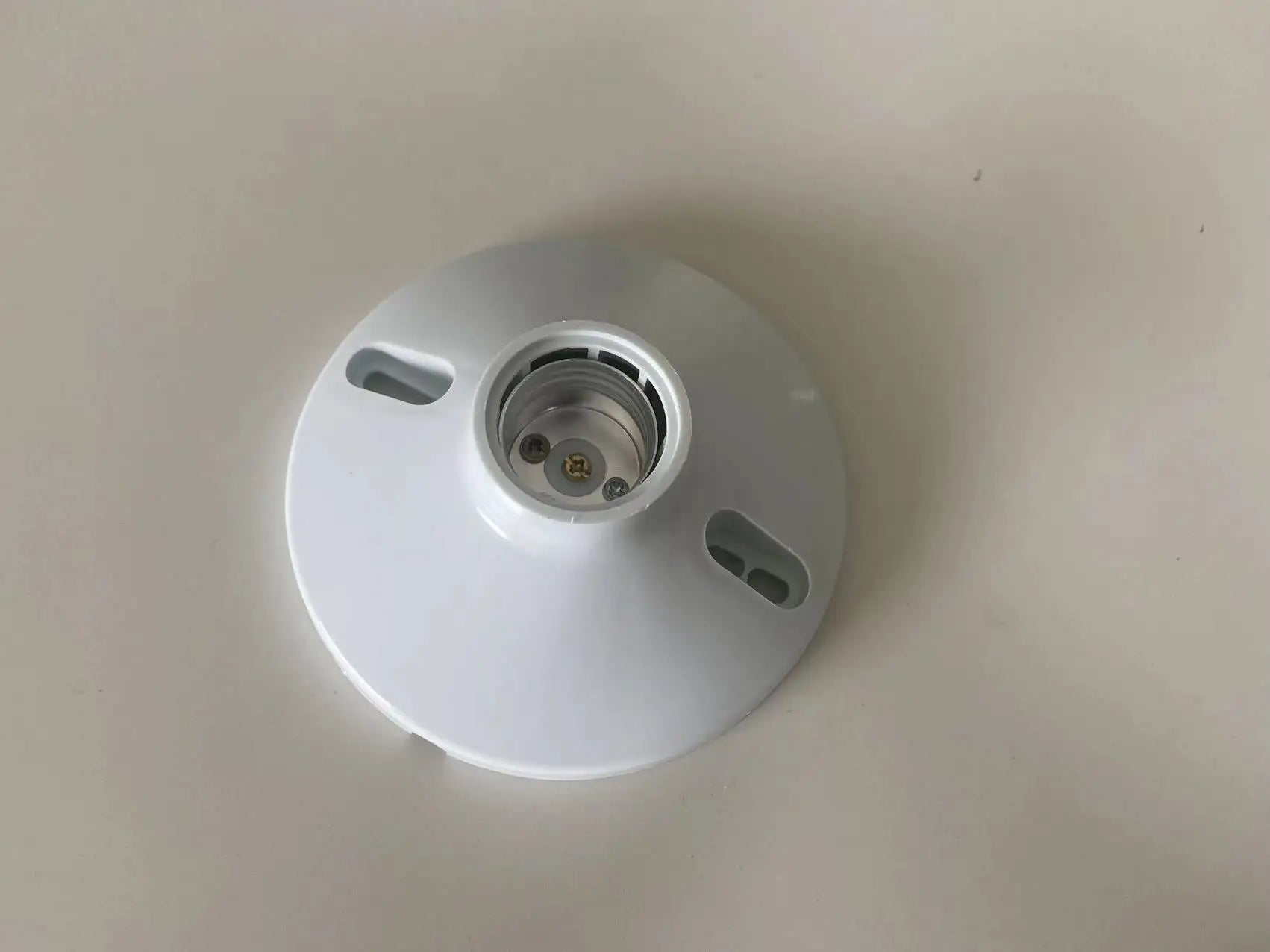 B2B US Standard Lamp Holder Screw Socket, ABS Lighting Accessories, Durable Lamp Socket