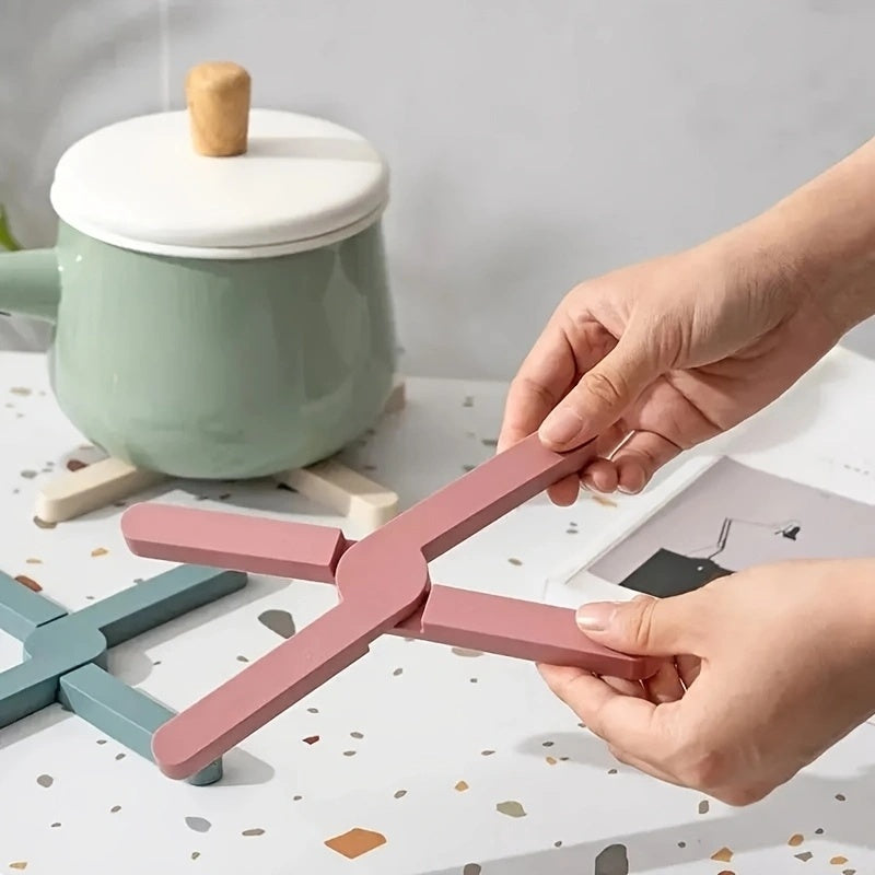 1PC Creative Cross Folding Heat Resistant Plastic Kitchen Mat, Non-slip Thickened Easy Clean Multipurpose Pot Coaster Cup Mat Table Protector Pad, Suitable for Countertop Tableware and Cups, Modern Non-slip Kitchen Accessories