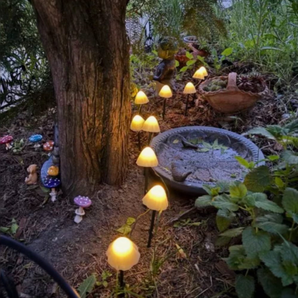 Outdoor Solar Mushroom Light Garden Decoration, Mushroom Shape, 8 LED Lighting Options, Plastic Material, Space Theme, Rechargeable Nickel Battery, No Remote Control - Warm White Light, 2026 New Mushroom Light