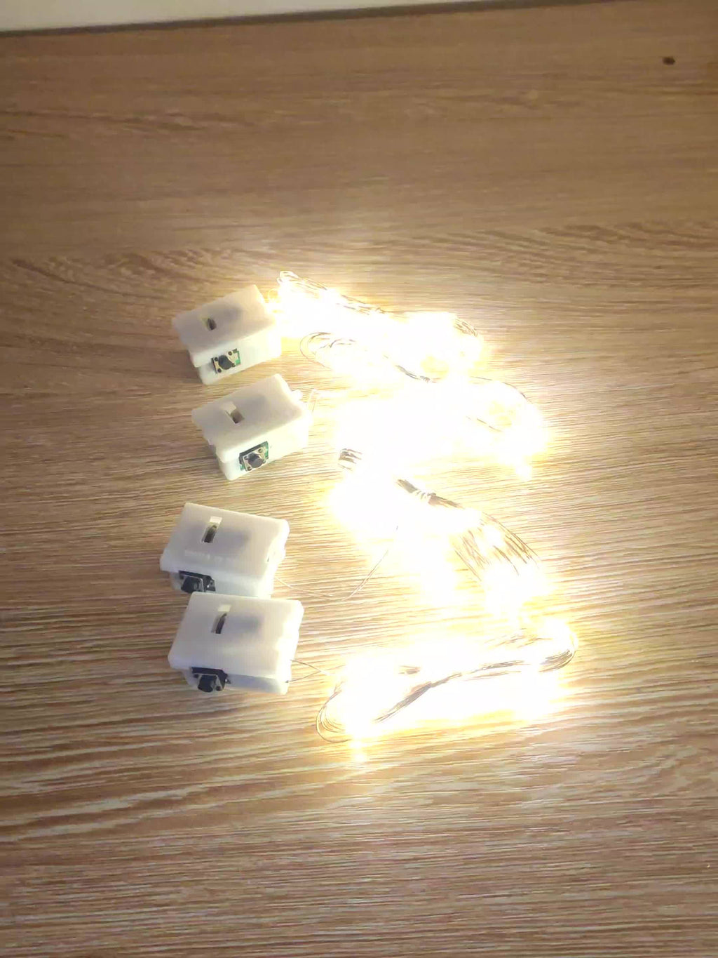 4个/10个 LED 仙女灯 电池供电灯串 银色线 6.6 英尺 20 LED 螢火虫 星空 月亮灯 适用于婚礼、派个、卧室、庭院、圣诞氛围灯、蛋糕、花束装饰