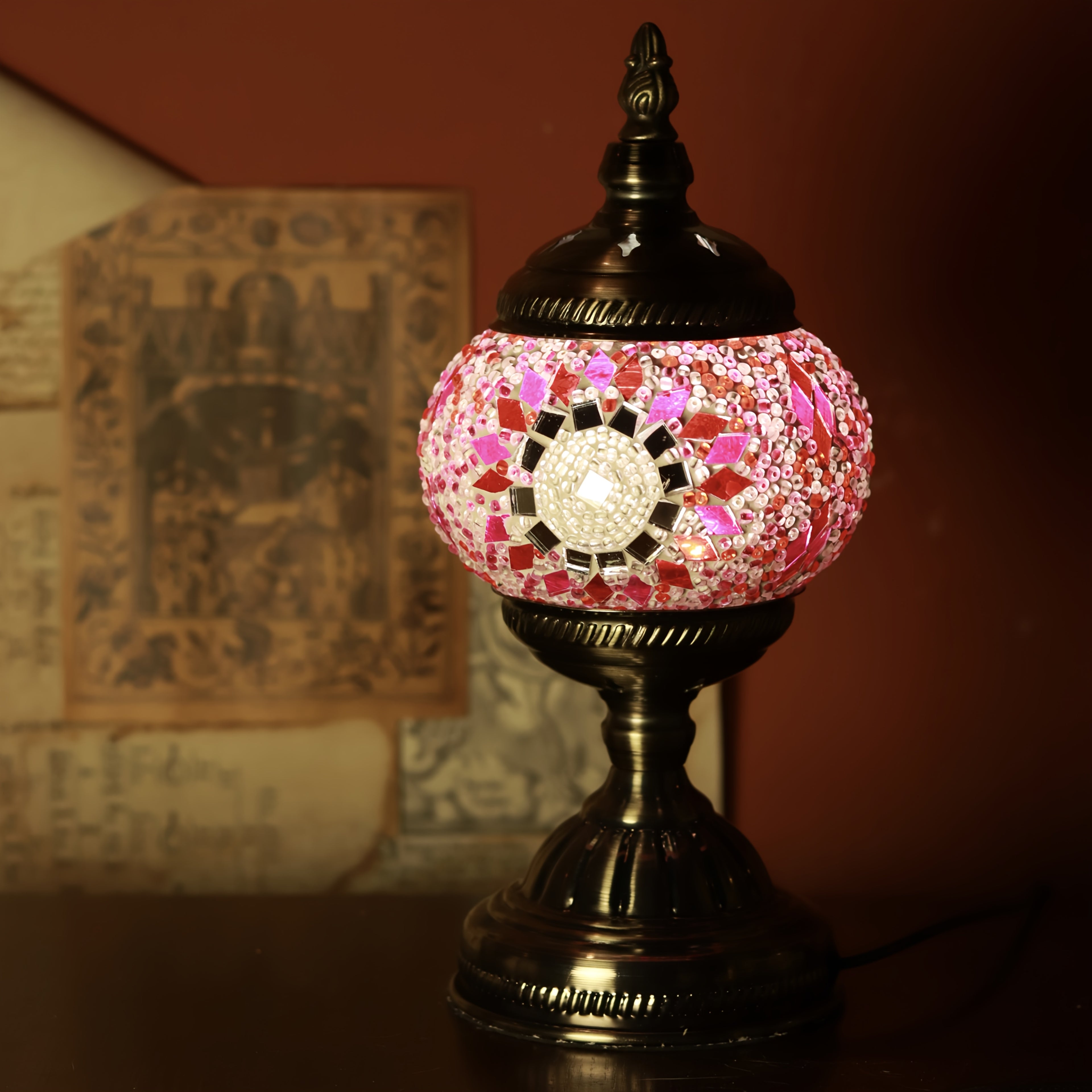Tiffany table lamp, colored desk lamp, premium table lamp, Christmas gift