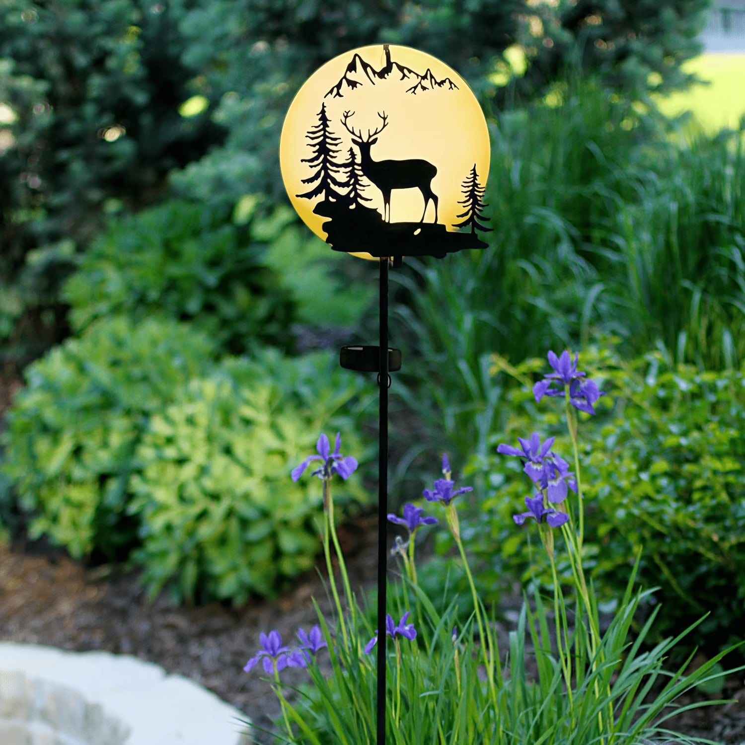 One-Piece Solar Elk Garden Light, Metal Round Deer Ground Insert Light Under the Night Sky, Outdoor Waterproof High-Brightness Warm White Light, Suitable for Holiday Courtyard, Garden, Patio, Walkway, Corridor, Gardening Decorative Light