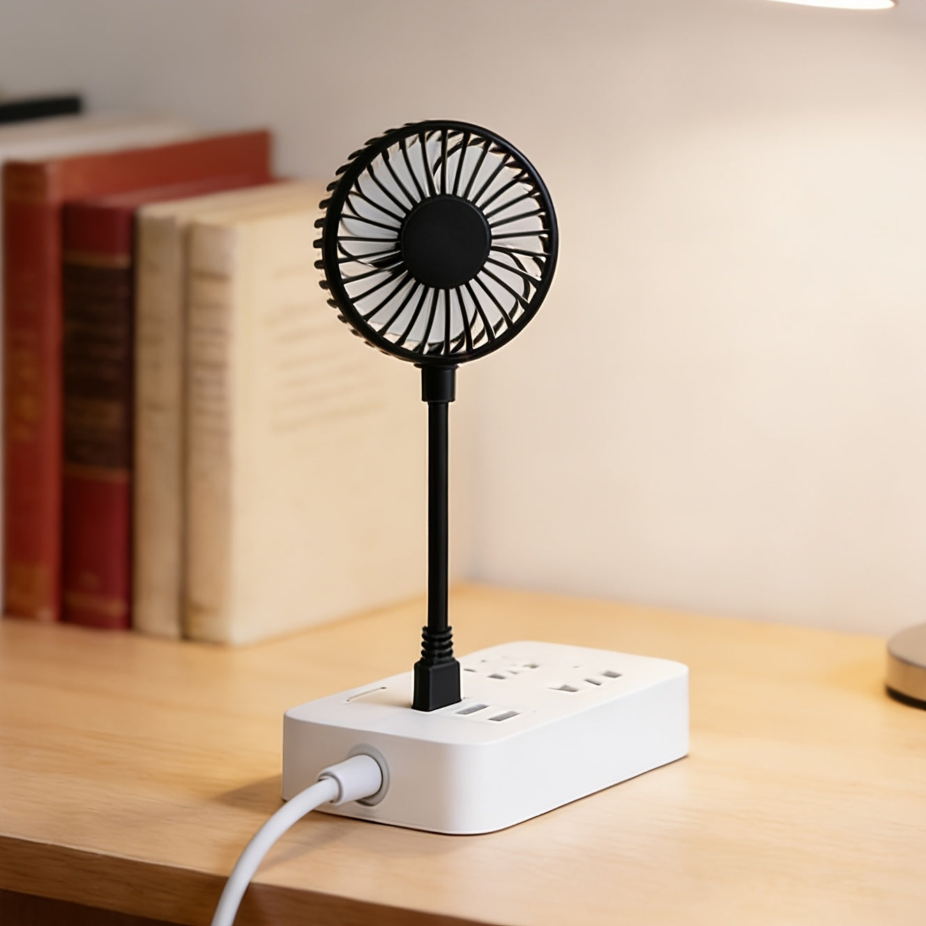 Nordic Style Black Hose Desktop Fan, 3-Speed Quiet Mini Fan, Portable Cooling Fan for Office Dorm Desk Home Use