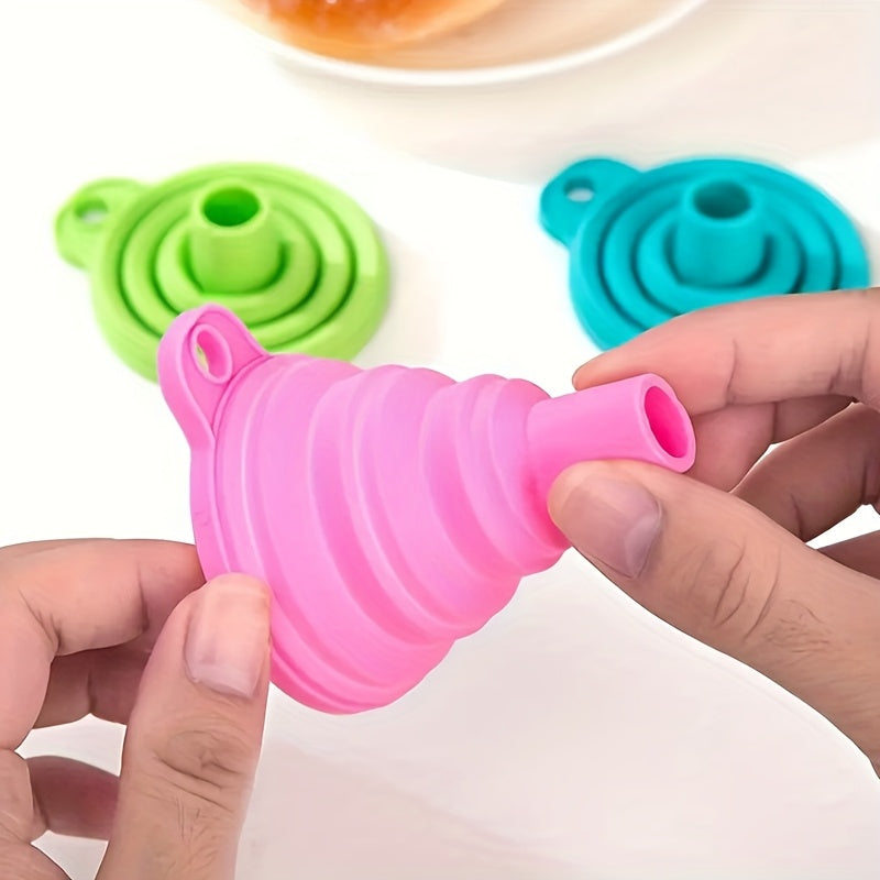 1pc Foldable & Retractable Mini Oil Funnel – Leak-Proof Tool for Car & Motorcycle Engine Oil, Compact & Portable Design for Home Auto Maintenance