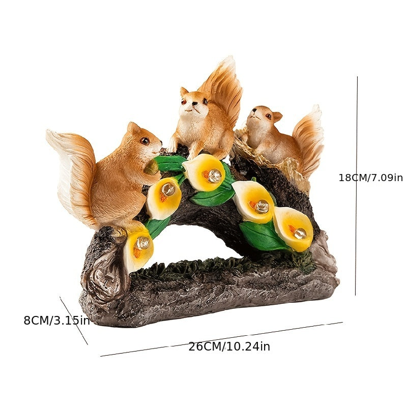 Outdoor Three Squirrels Solar Resin Garden Ornament Light Craft Zoo Horticultural Lawn Decorative Light Suitable for Porch, Courtyard and Gardening Decoration, Ideal Gift for Women and Grandmothers