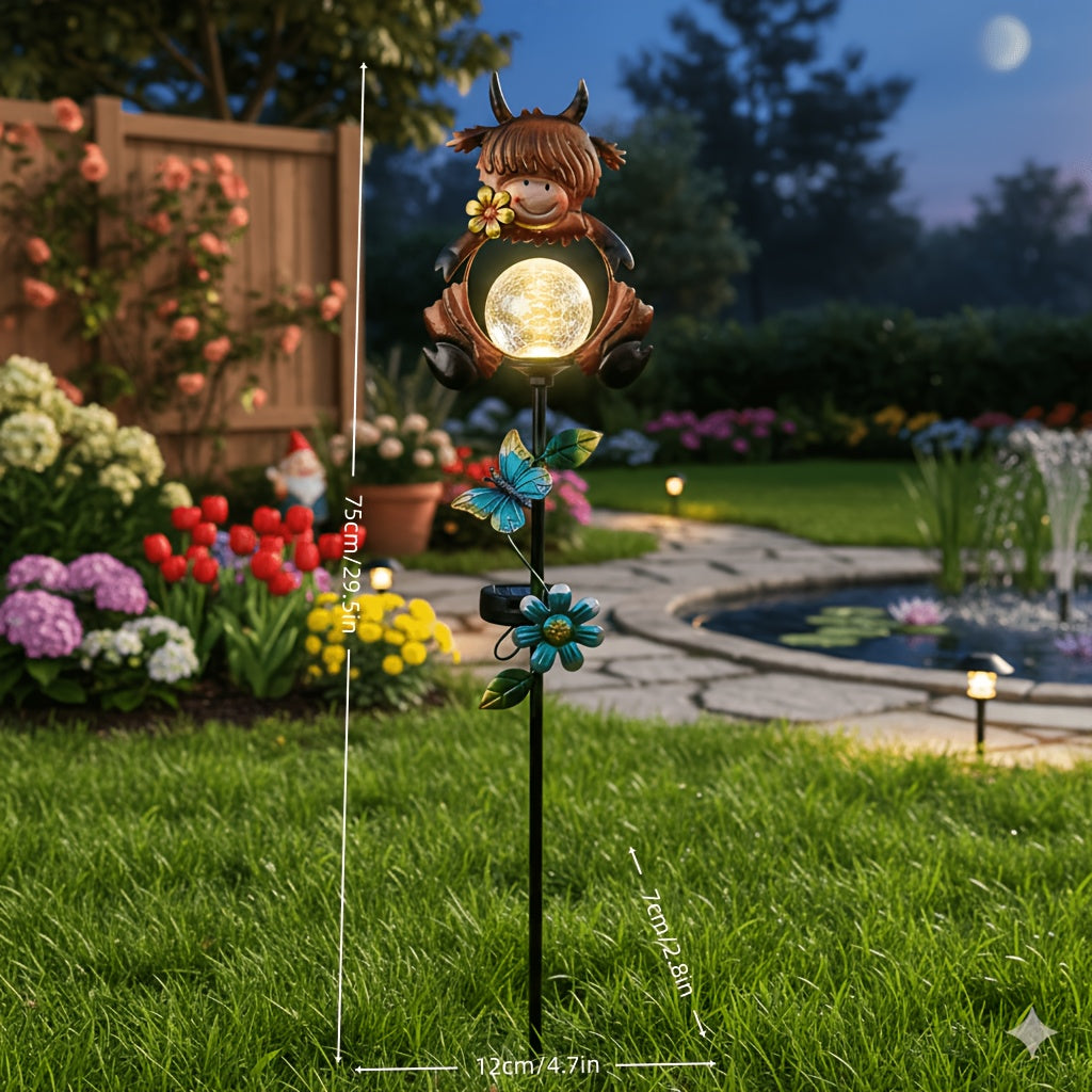 1 Highland Cow Solar Garden Ground Insert Light, LED Small Path Light, with Cracked Glass Ball and Butterfly Decoration, Whimsical Farmhouse Courtyard Art, Suitable for Outdoor Patio Lawn Walkway Decoration