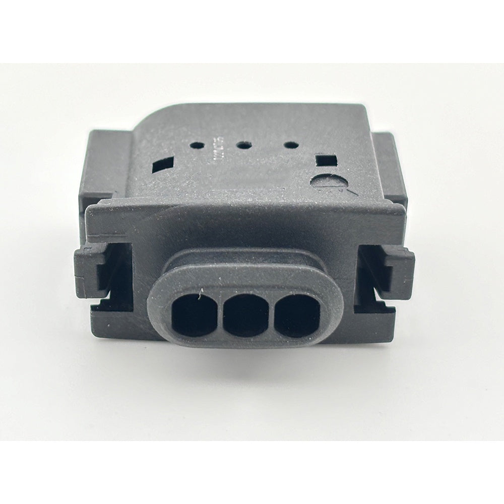 BMW 3P Connector 61047 0 01 61047 0 01 122NCTG5 PA66 GF30 Automotive Replacement Part Universal Connector 3 Pin