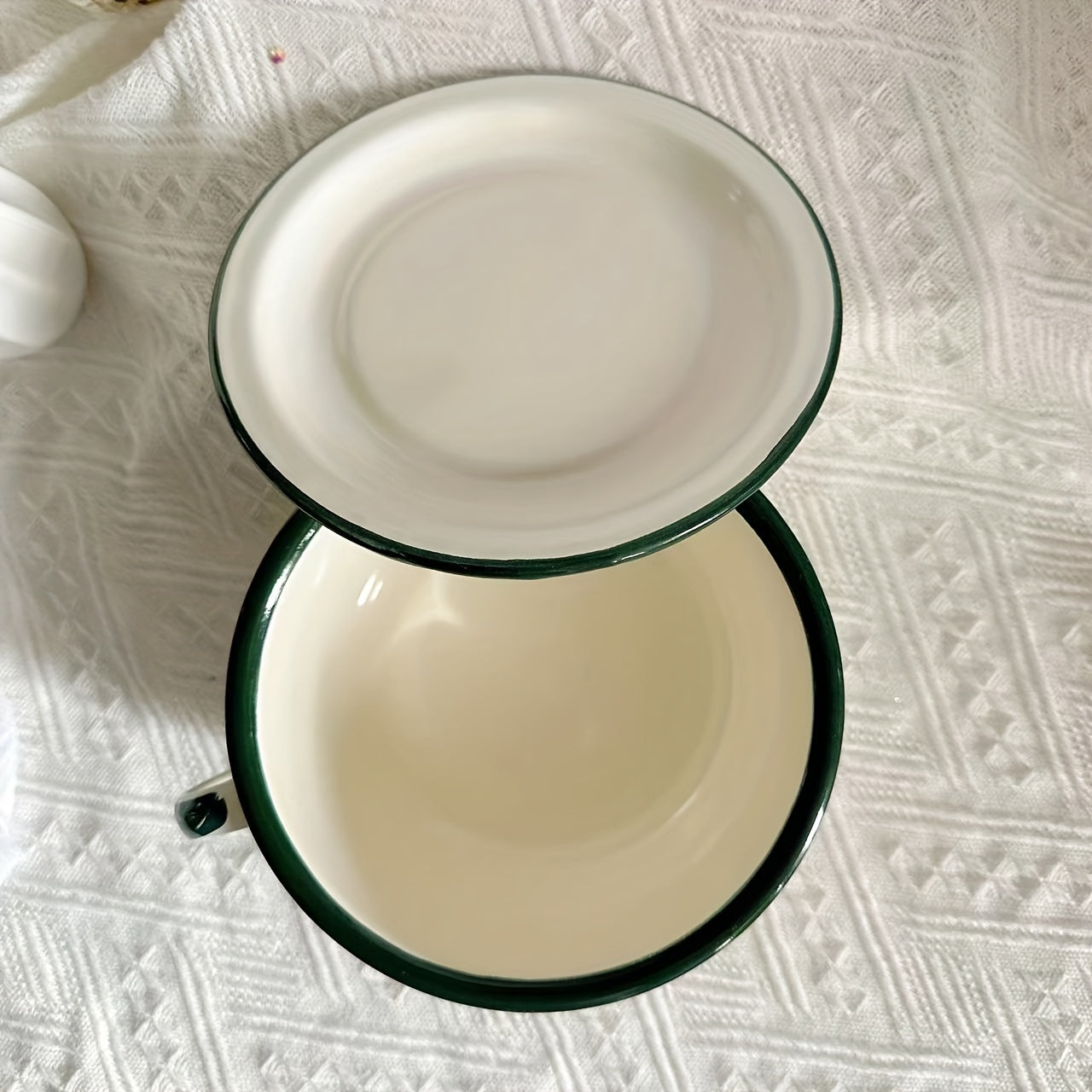 1 Piece, Thickened Enamel Bowl with Lid, Vintage Floral Pattern – Perfect for Soup, Rice, Noodles, Pot Pie, Salad, etc. – Durable & Stylish Tableware