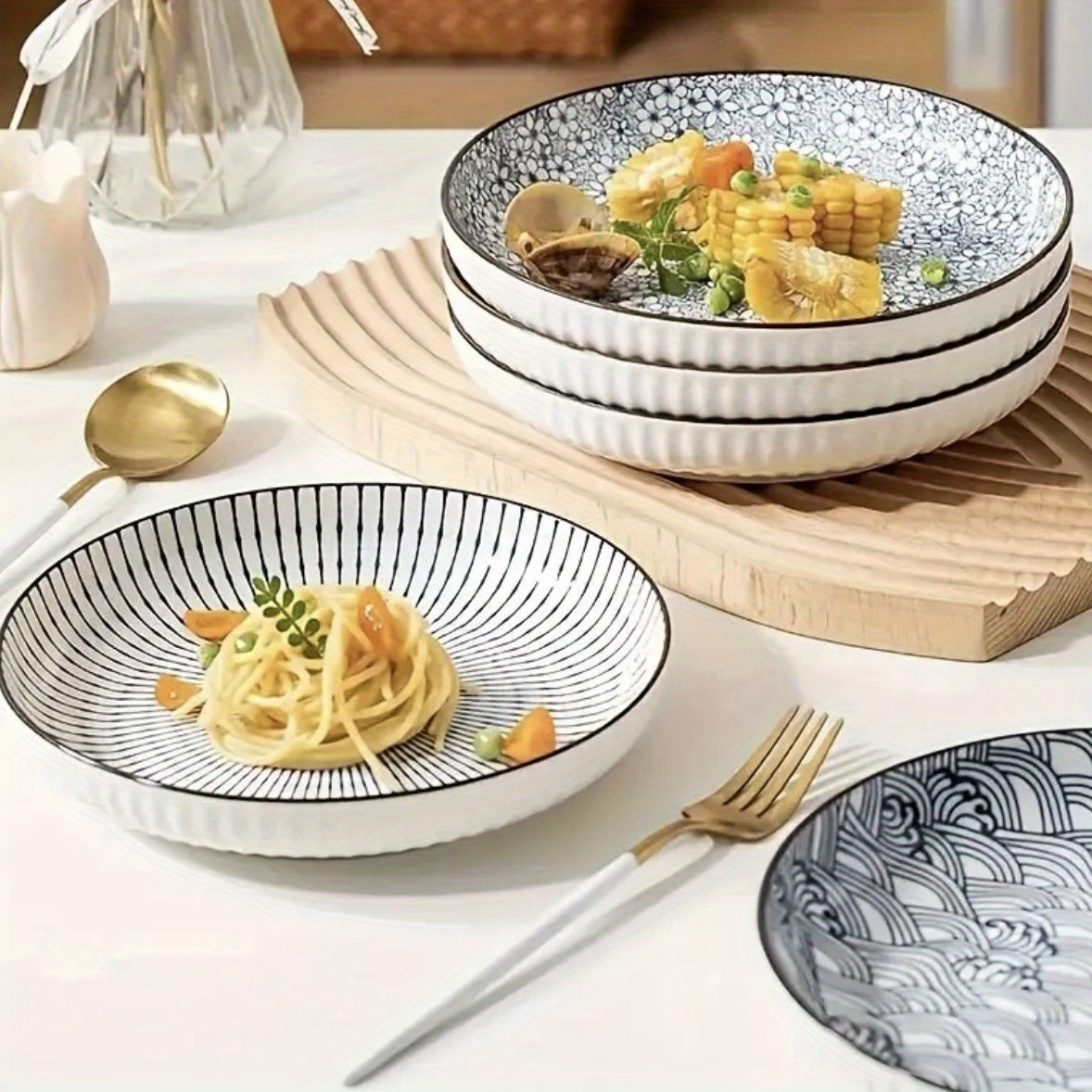 4-Piece Japanese Ceramic Floral Dinner Plate Set – Yamada Home Dinner Plates, Nordic Style Steak Plates, 7-Inch Deep Ceramic Plates, Non-Slip Rim, Under-Glaze Color Round Plates