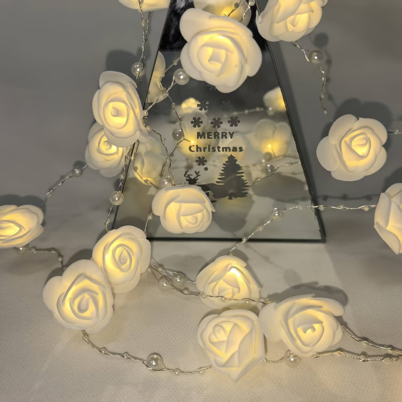 200cm/78.7INCH 玫瑰花珍珠链灯串，20Led 仙女灯2AA电池盒（ON/OFF,不含电池），适用于情人节、婚礼现场布置、室内氛围装饰、酒店装饰、商店橱窗装饰等