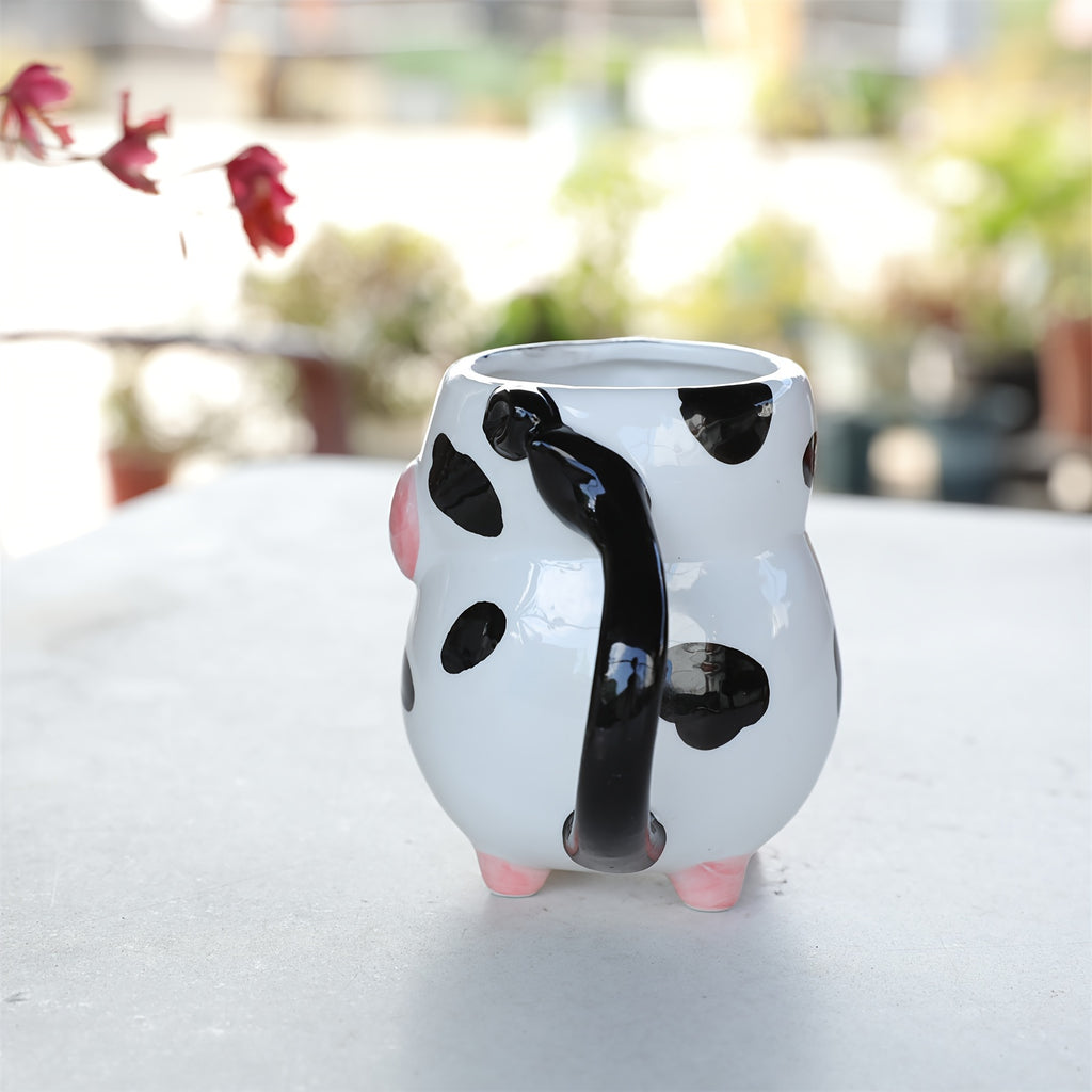 1pc, Handmade Cute Cow Water Mug, Classic Cow Pattern Ceramic Mug with Handle, Perfect for Coffee, Milk, Juice, Cocoa, Exquisite Birthday & Christmas Gift, 585ml / 20oz/