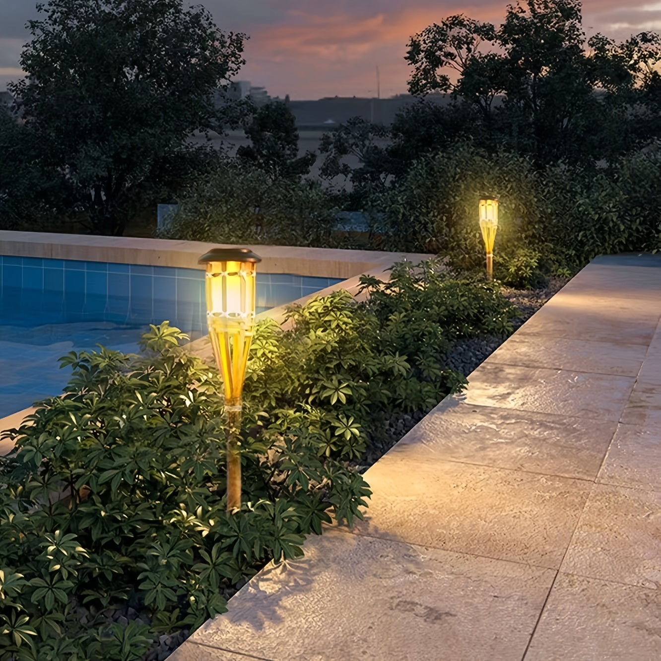 Solar Bamboo Craft Lawn Light, Warm Cozy Light, Flickering Flame Effect, Outdoor Lighting, Bamboo Ground Insert Torch Light, for Courtyard, Garden Path, Landscape Decoration
