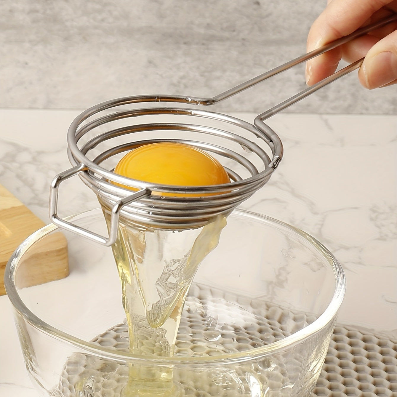 Egg Leaker / Egg Separator with Leak Function