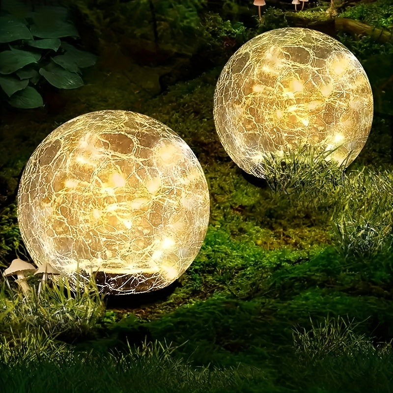 Garden Solar Light, Cracked Glass Globe LED Outdoor Decorative Light, IP44 Waterproof, Perfect for Patio, Lawn and Courtyard, Smart Light Sensor